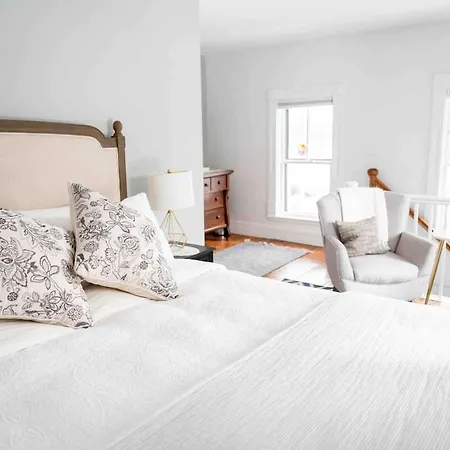Retreat At Sea Cloud Cottage In Historic Wiscasset